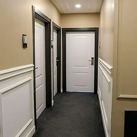 Loft Airport